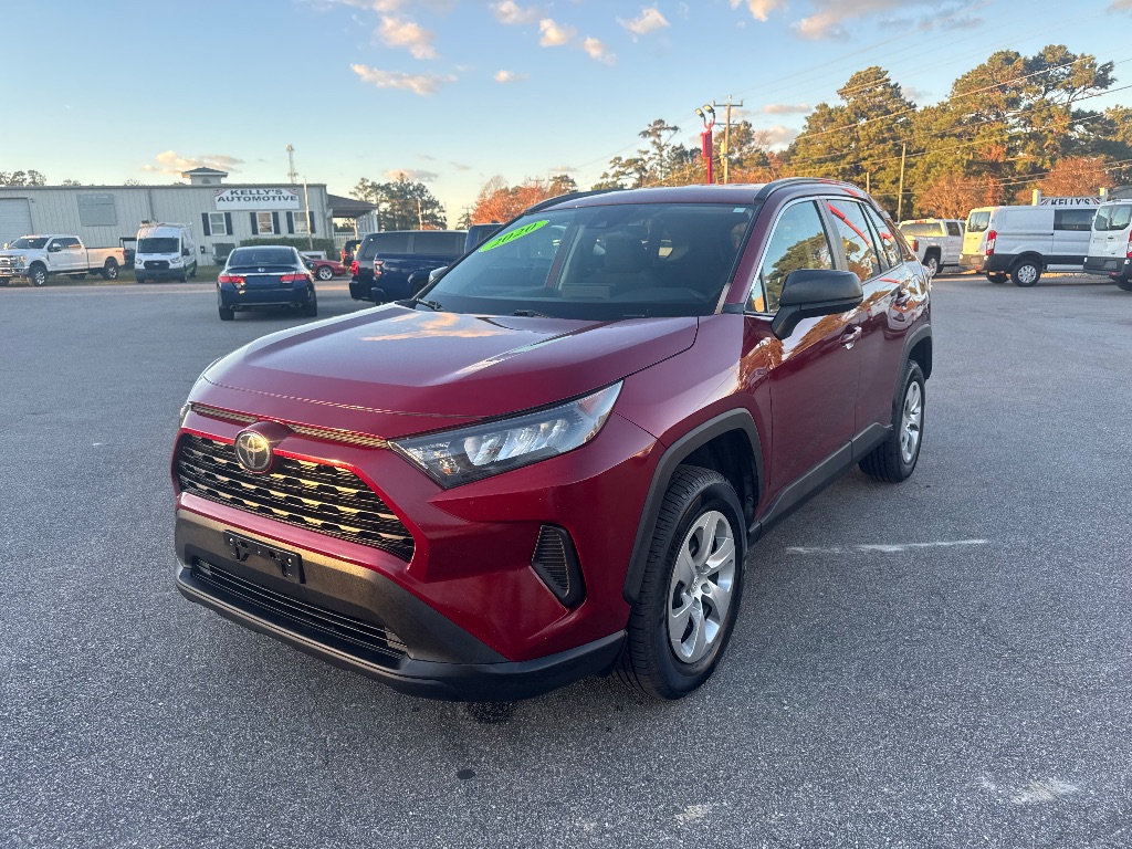 2020 Toyota RAV4 LE