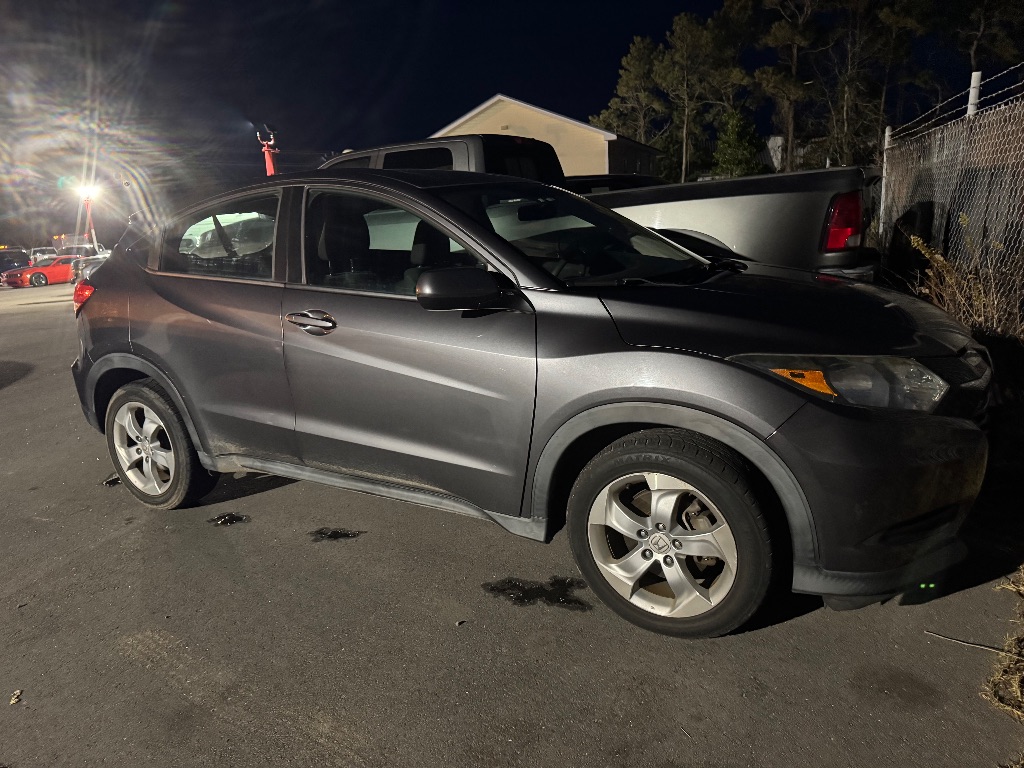 2016 Honda HR-V LX's photo