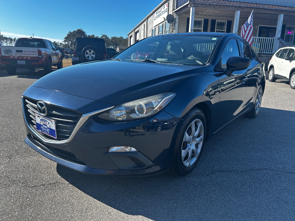 2015 Mazda MAZDA3 i Sport's photo