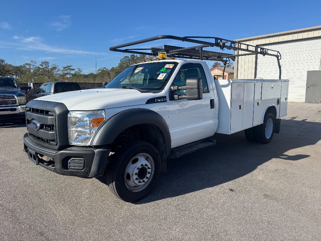 2012 Ford F-450 Super Duty Chassis Cab XL's photo
