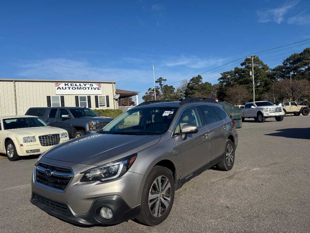 2019 Subaru Outback Limited's photo