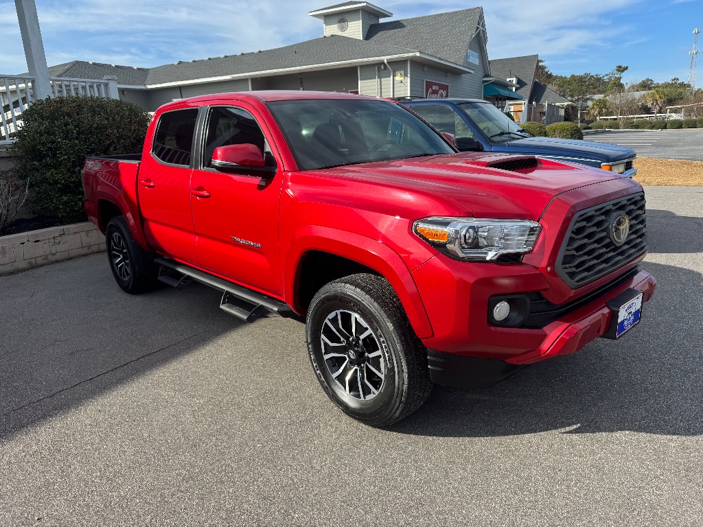 2022 Toyota Tacoma TRD Sport's photo