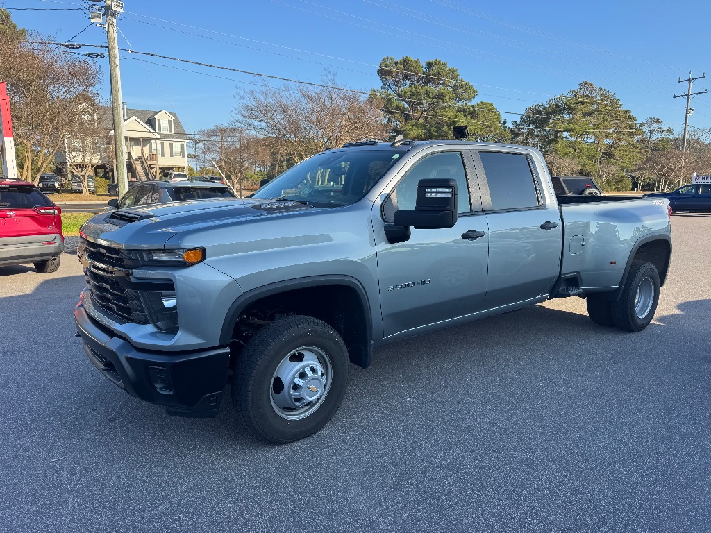 2024 Chevrolet Silverado 3500HD Work Truck's photo
