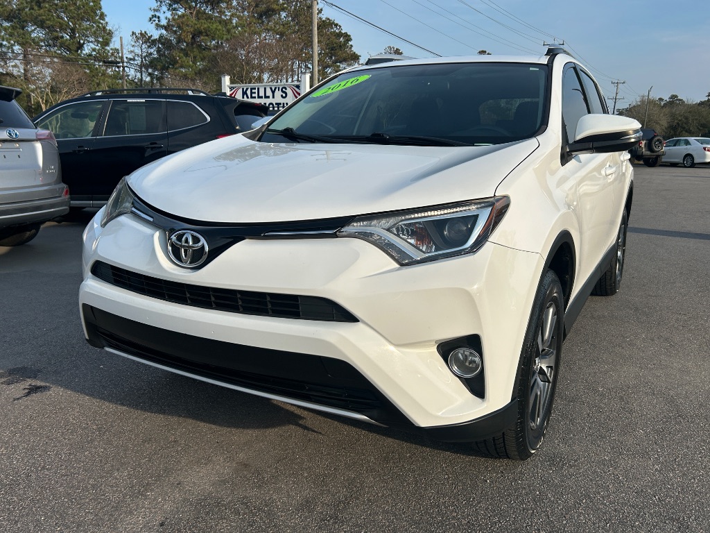2016 Toyota RAV4 XLE