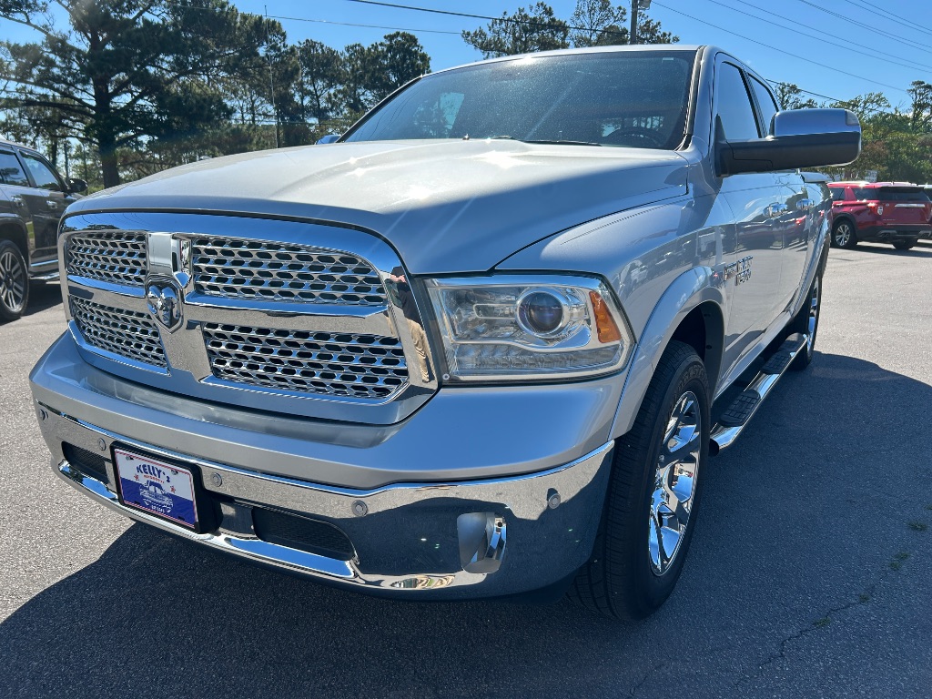 2014 RAM 1500 Laramie Crew Cab's photo