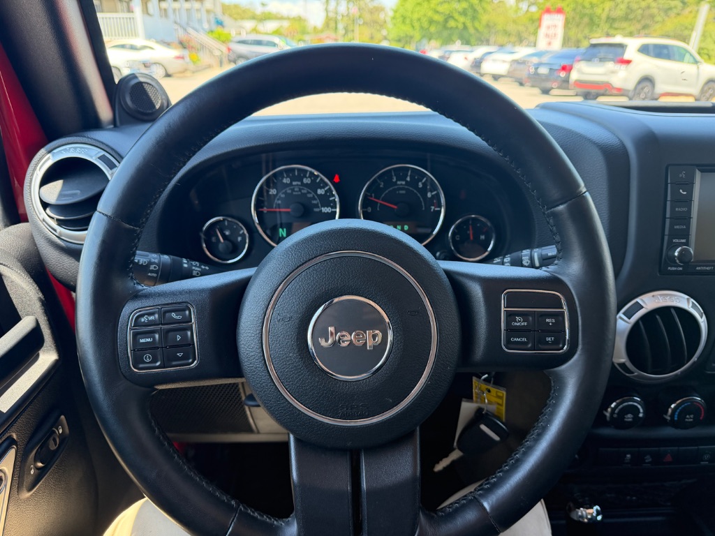 2014 Jeep Wrangler Sahara - Photo 10