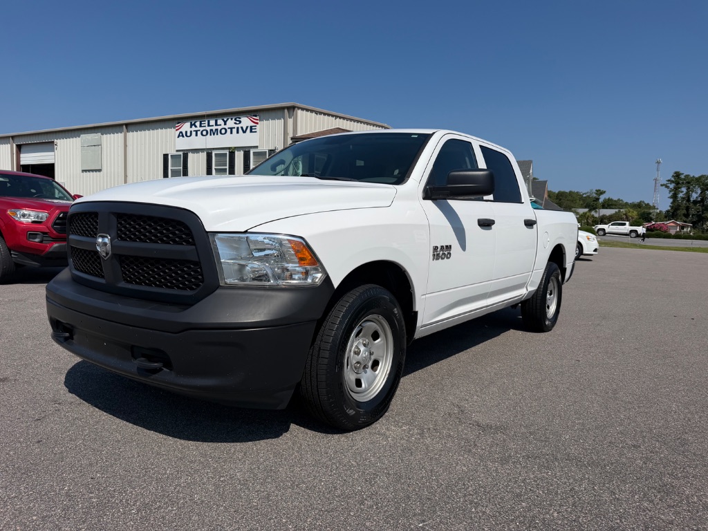 2018 RAM 1500 Tradesman 4x4 Crew Cab 5'7's photo